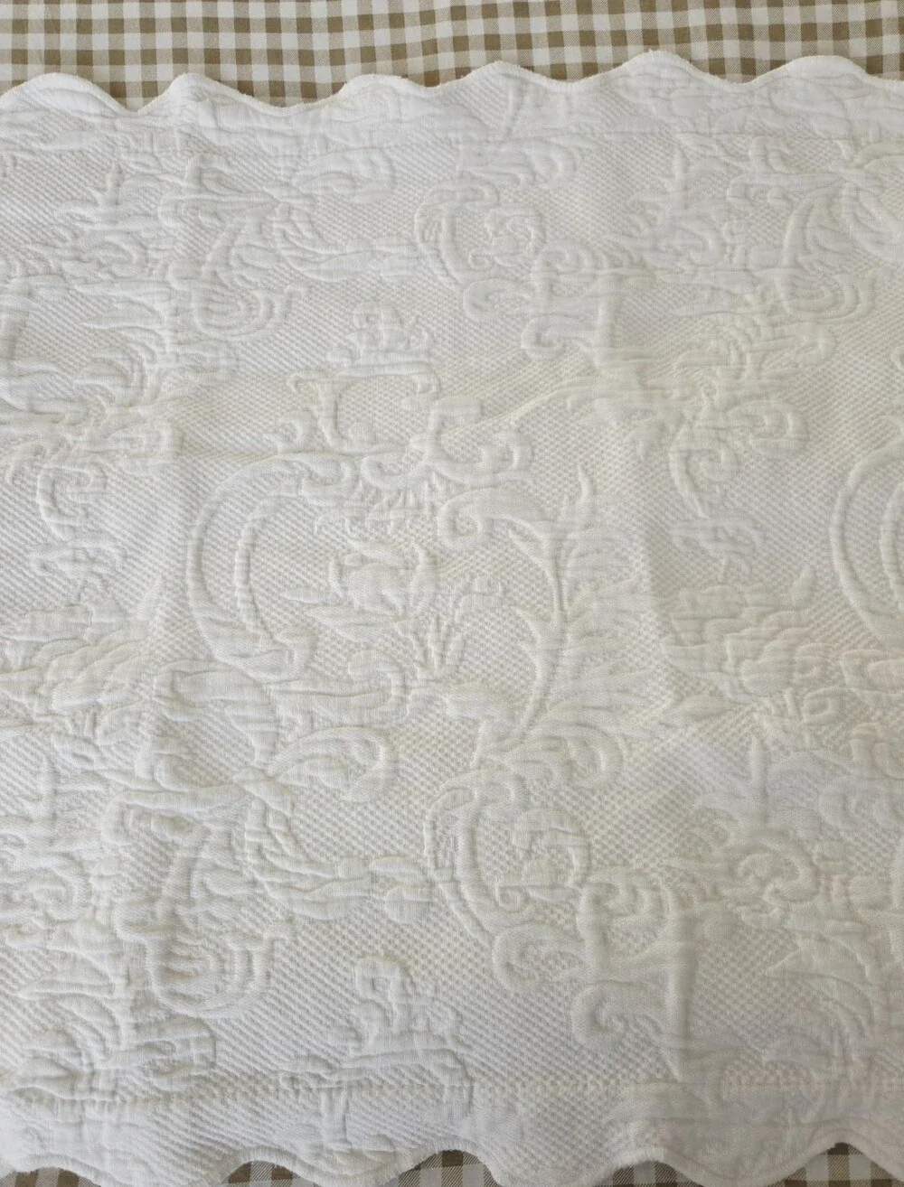 SFERRA 100% Cotton White Alice Coverlet + 2 Euro Shams With Scalloped Edges